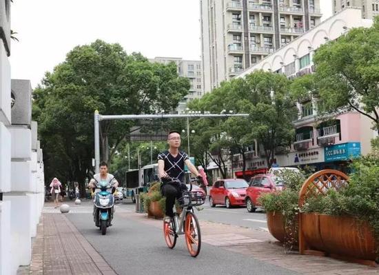 ▲下班路上