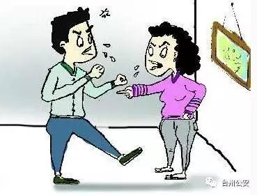 近日,一对年轻夫妇拉拉扯扯地走进新河派出所值班室,打破了凌晨的平静。
