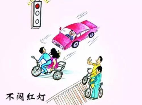 杭州1电动车闯红灯 被重型货车撞倒卷入车轮差