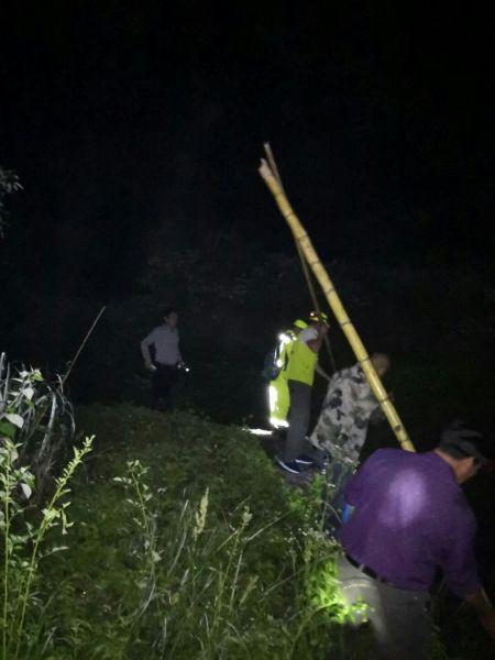 浙江磐安多部门联合行动搜寻走失老人 羊钦摄