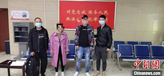 龙湾警方抓获犯罪嫌疑人。 龙湾警方供图