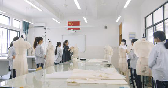 成立平阳分院 逾300家企业合作 毕业生就业率99.15% 温州技师学院高质量孵化新工匠