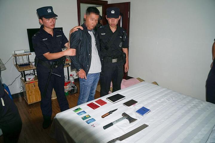抓捕现场