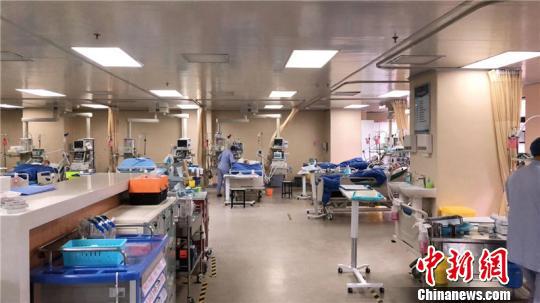 图为浙江大学明州医院急诊科。 姚露露 摄