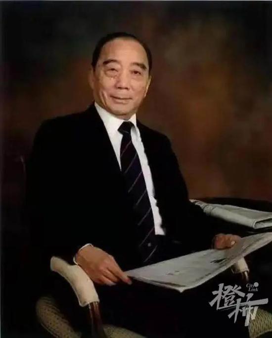 曹光彪先生
