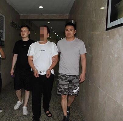 30前一桩命案的逃犯徐某近日被浙江永嘉警方抓获。永嘉警方供图