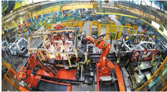 从制造大区 向智造强区迈进