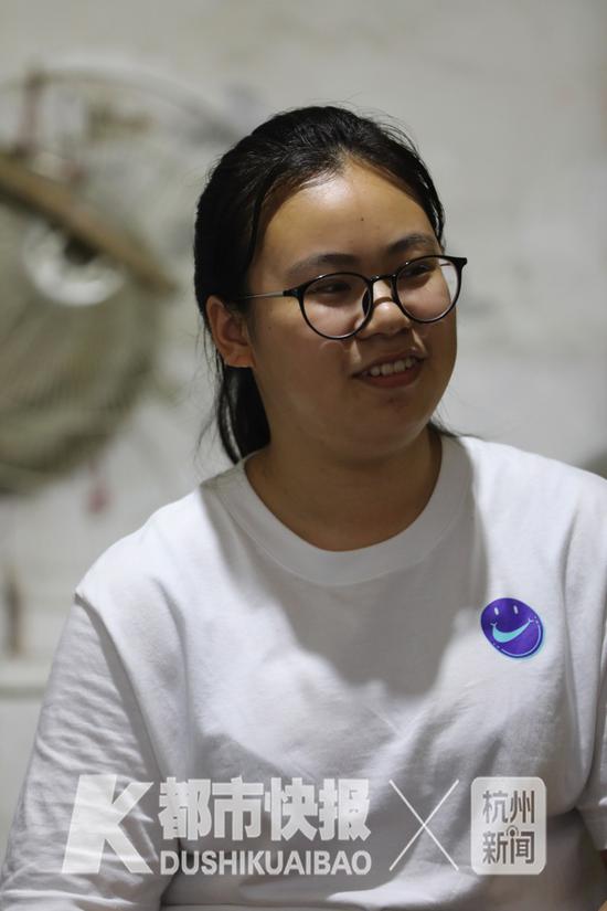 学子余嘉怡 摄影 丨 徐美儿