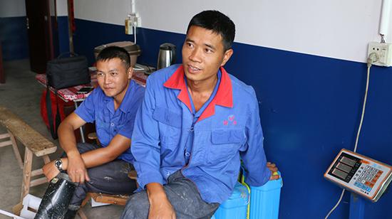 浙江瓜农扎根重庆带动村民致富 让农民每年增