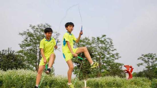 对这些孩子而言,跳绳早已不仅是一项运动,也是独一无二的快乐。