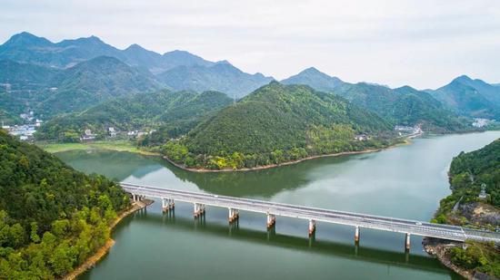 S325省道台州黄岩段风光 王敏智 摄