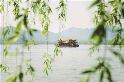 快拍小友“山光水影” 摄