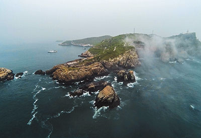 象山渔山岛云雾景象。鲁威摄
