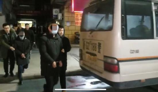 诈骗团伙生日聚会上被一锅端 警方提供