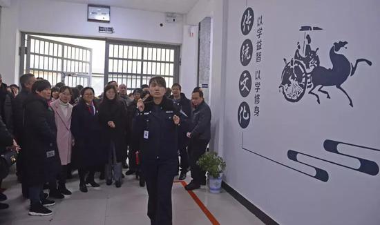 新昌县自然资源和规划局开展廉政警示教育活动