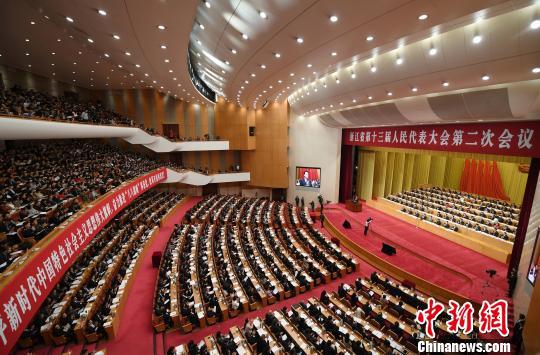 浙江省十三届人大二次会议。 王刚 摄