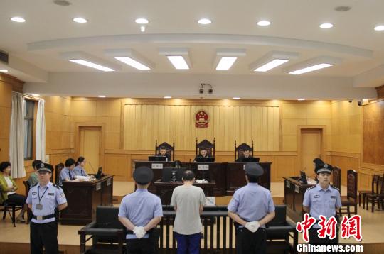 图为:浙江台州玉环22年前一起命案一审宣判 台州市中级人民法院供图