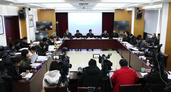 图为浙江省食品药品监督管理局新闻通气会现场 周其 摄