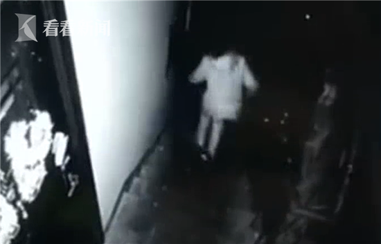 目前,金女士已选择报警,但还没有结果。