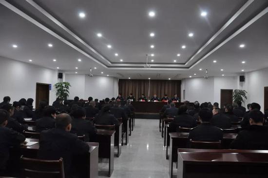 台州市广大公安民警掀起学习洪廉先进事迹热潮