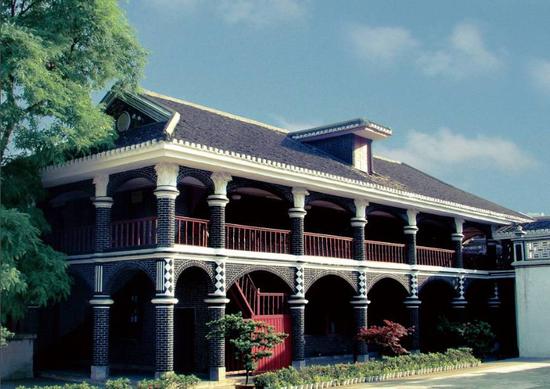 衢州出发可坐高铁到重庆 以前需23小时现在仅