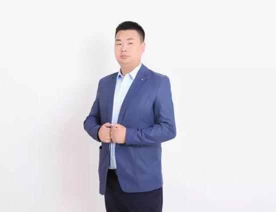 80后创业者余旭
