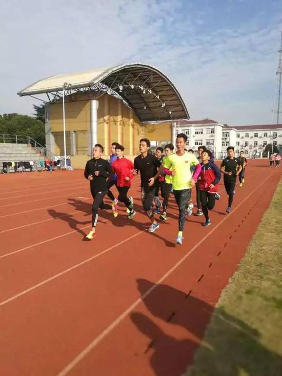 天台小将裴海涛首夺全国室内田径锦标赛分区赛