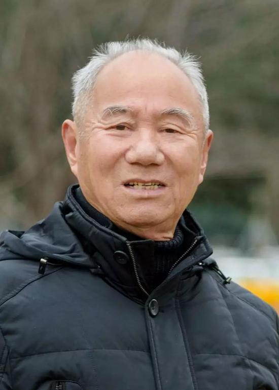 路桥为推进道德建设开办道德红榜人物网络评