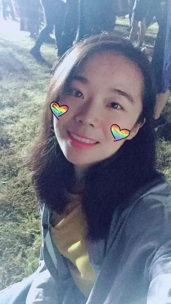 杭州90后警花刷爆朋友圈 人美歌甜还是位学霸