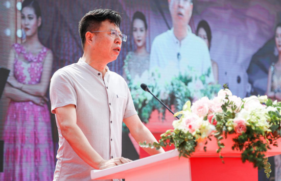 ·意展宏图 意法原创女装大厦&意法轻纺城8.