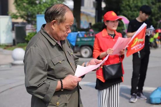 上虞区文明过马路主题教育实践活动全面启动