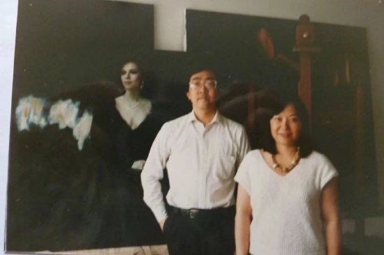 △顾月华在陈逸飞画室