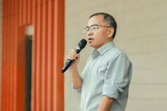 崔景刚书记宣布第55届校运会开幕