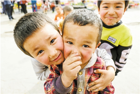 记援疆人才、丰惠中学生物老师陈刚强