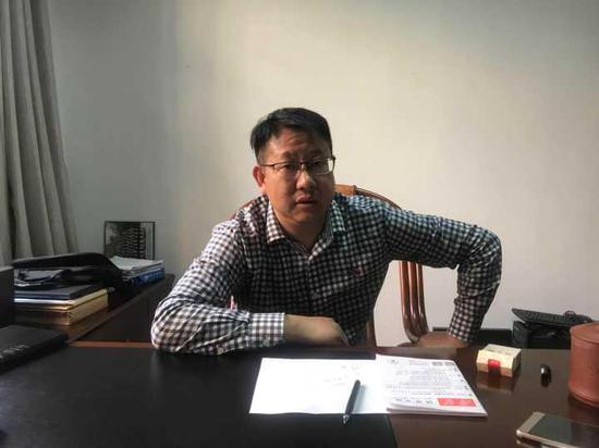 学校校长王文森