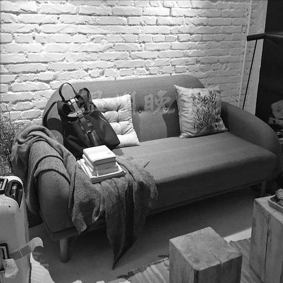 温州男子在杭入住网上预订民宿 价值6万元相机