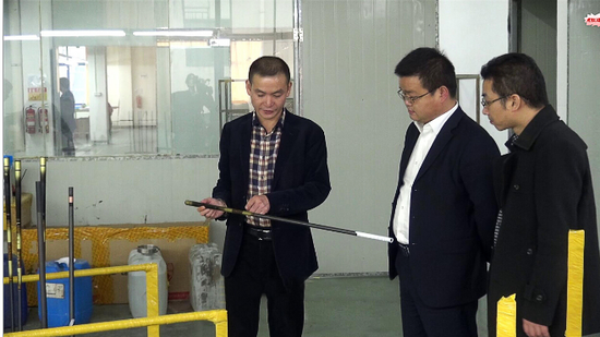 CCTV发现之旅 品质 栏目走进宁波剑冈渔具