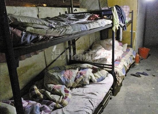 温州8元旅馆靠木板草席挡风像鸟巢 招工季往往