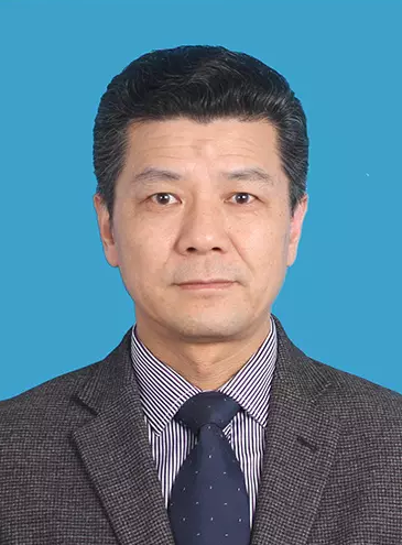 王一伟