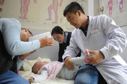 义乌富家女放弃千万家业 贴钱办育智班14年(图