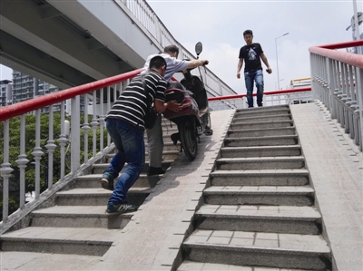 7月杭州钱江三桥非机动车上下桥不再难 工程已