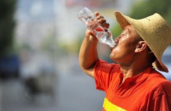 浙江省高温补贴:6到9月按月发放 饮料等不得充