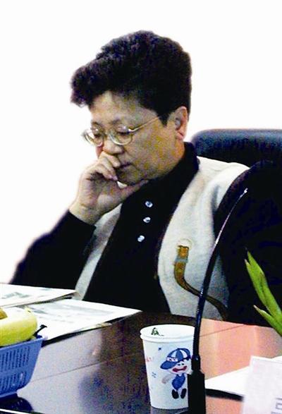 红通头号嫌犯杨秀珠亡命天涯 曾任浙江省建设