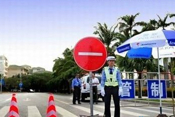 网传无通行证不得进杭州系谣言 公安机关将在