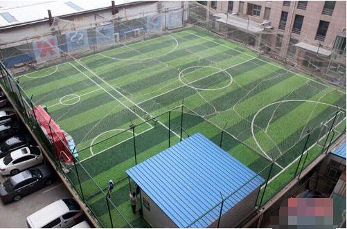杭州30多人众筹建7个空中足球场 总投资已达8