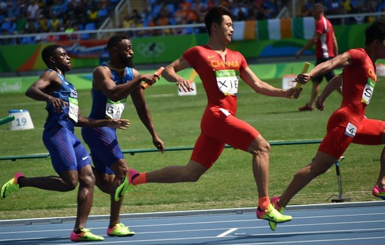 绍兴谢震业4×100米接力晋级决赛 打破亚洲纪
