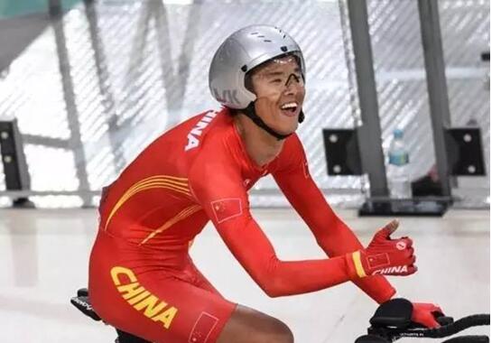 12名杭州籍残奥运动员载誉归来 共获4金6银5