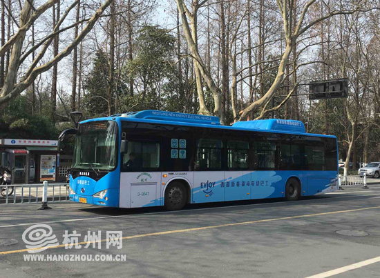 杭州公交假日游9线也能用支付宝 开通3条国博