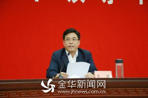 浏文家市镇多少人口_市交委副主任杨昌学.    摄   华龙网1月25日11时4