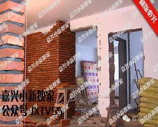 嘉兴1小区一楼装修敲掉两面承重墙 整幢楼邻居